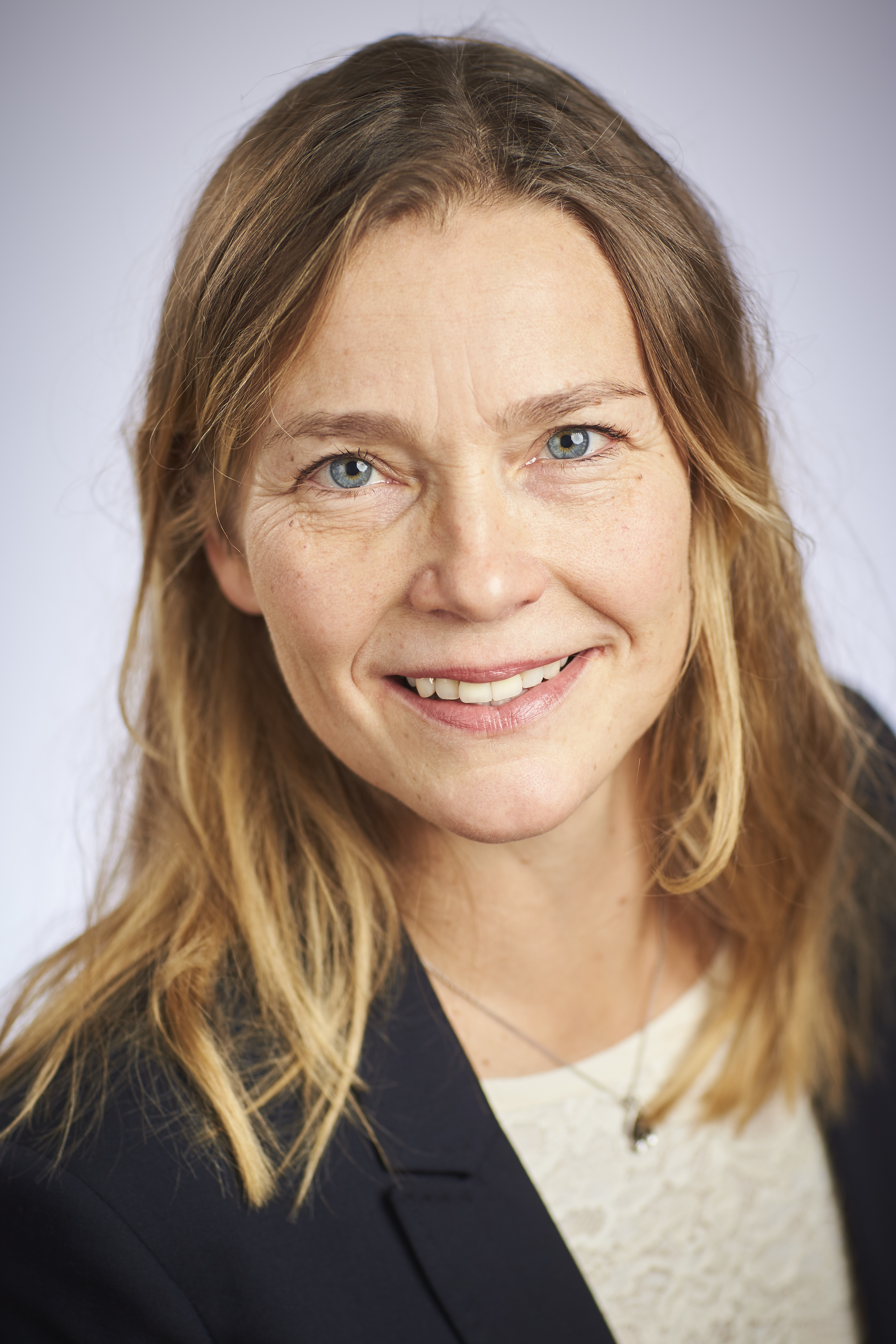 Porträttbild av Sara Nilsson